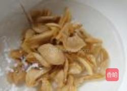 毛豆拌萝卜干的做法图解3