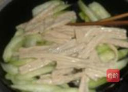 紫菜黄瓜腐竹汤的做法图解6