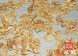 琥珀核桃的做法图解1