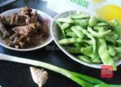排骨炖豆角的做法图解1