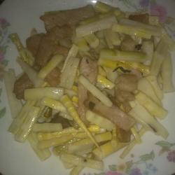 肉炒笋的做法[图]