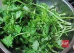 香菜拌豆皮的做法图解1