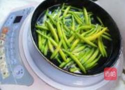 黄花小炒的做法图解3