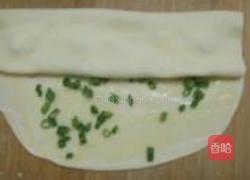 酥香小葱千层饼的做法图解3