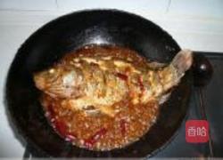 红烧罗非鱼的做法图解4