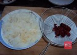 银耳红枣糖水的做法图解2