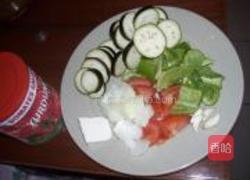 番茄酱炒茄子的做法图解1