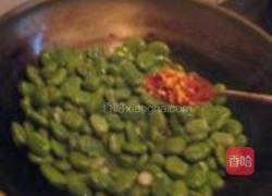 蒜香嫩蚕豆的做法图解5