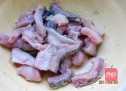 糖醋鱼段的做法图解1