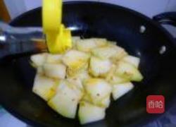 豆瓣酱炒冬瓜的做法图解5
