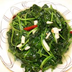 蒜蓉空心菜的做法[图]