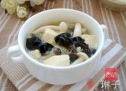 菌菇豆腐汤的做法图解10