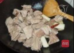 腐乳莲藕炖排骨的做法图解4
