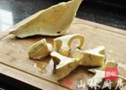 榴莲壳排骨汤的做法图解3