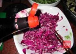 凉拌紫甘蓝的做法图解4