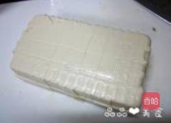 皮蛋豆腐的做法图解2