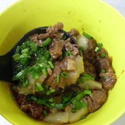 萝卜炖牛腩的做法[图]