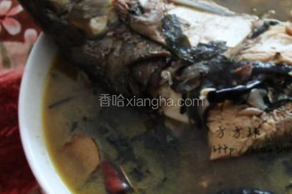 把蒿炖鱼