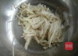 金针菇凉拌黄瓜的做法图解2