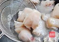 山药红枣猪蹄汤的做法图解2