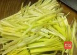 韭黄炒滑蛋的做法图解1