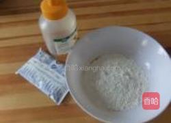 蜂蜜牛奶小饼的做法图解1