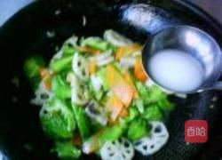 素炒藕片的做法图解8