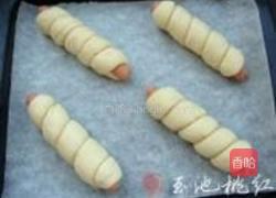 蜂蜜热狗面包卷的做法图解5