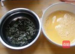 紫菜鱼茸蛋包饭的做法图解4