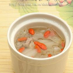 银耳雪梨炖瘦肉的做法[图]