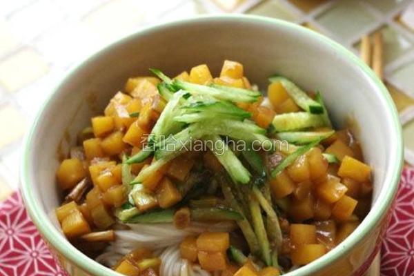 熬酱土豆拌面