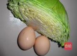 包菜蛋饼的做法图解1