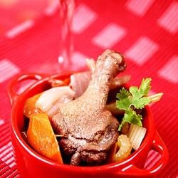 红酒炖鸭的做法[图]