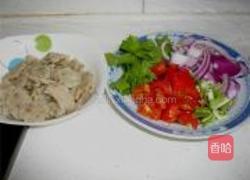 洋葱鱼丸片的做法图解2