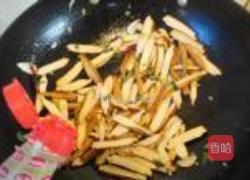 丝瓜炒茶干的做法图解5