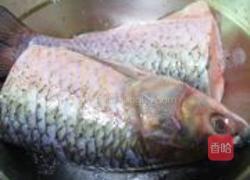 红烧鱼的做法图解1