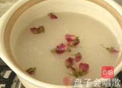 阿胶枣玫瑰花粥的做法图解3