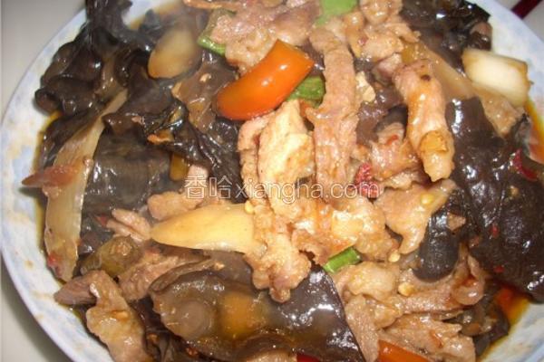 泡椒木耳炒肉丝