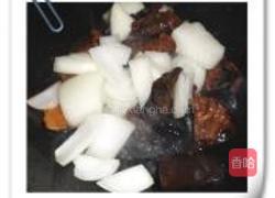 洋葱木耳焖牛肉的做法图解6