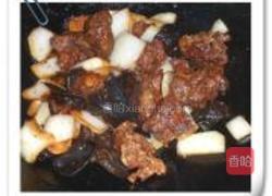 洋葱木耳焖牛肉的做法图解8
