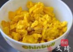 炒蕨菜的做法图解2