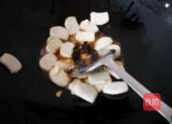 苦瓜炒年糕的做法图解4