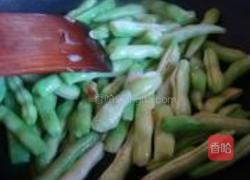 芸豆土豆红烧肉的做法图解3