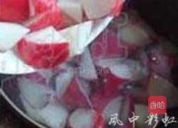 青蒜水萝卜的做法图解2