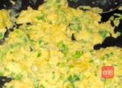 香葱炒蛋的做法图解5