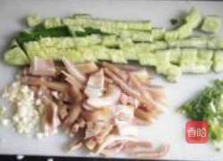 红油猪耳拌黄瓜的做法图解3