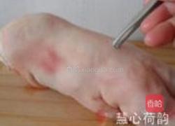 双色杏仁猪蹄汤的做法图解2