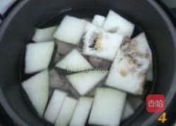 冬瓜竹豆薏米排骨汤的做法图解4