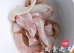 鱿鱼蔬菜卷的做法图解3