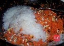 胡萝卜粉丝素包子的做法图解4